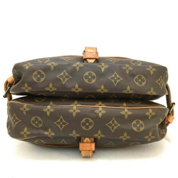 Auth Louis Vuitton Monogram Saumur 30 CrossbodyBag - Picture 8 of 12